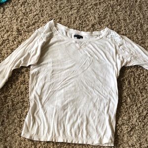 White 3/4 sleeve tee